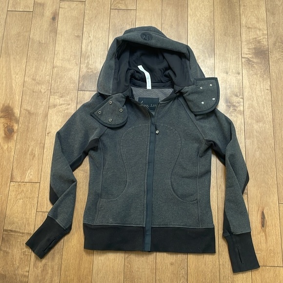 Lululemon Women’s Scuba Hoodie Detachable Hood 10 Heathered Black cotton fleece - Picture 9 of 15